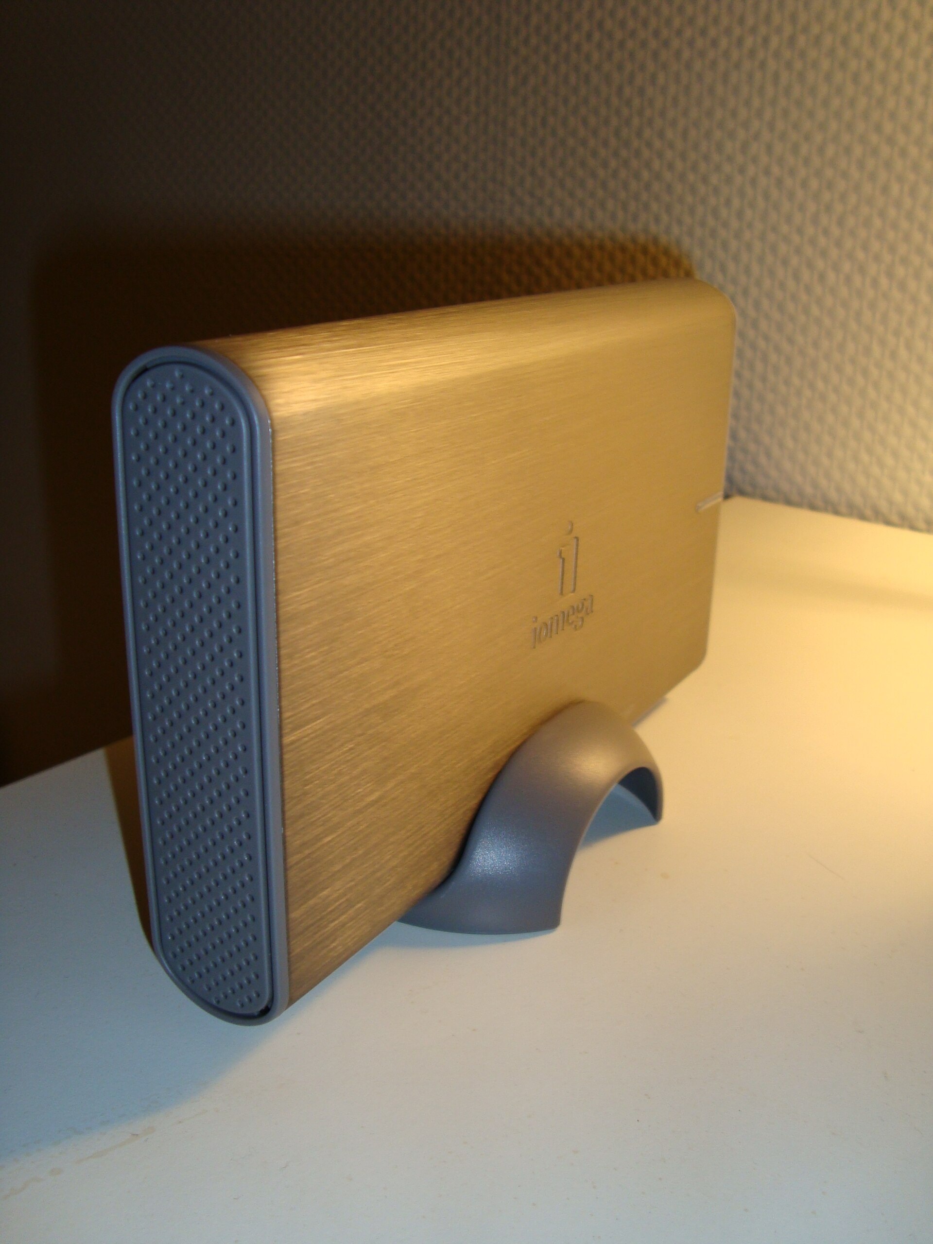 Hard Drive Casing USB 2.0 — G-Products